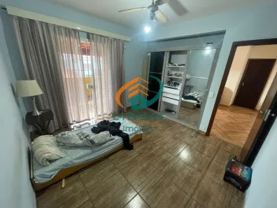 Sobrado com 4 Quartos à venda, 180m² no Jardim Presidente Dutra, Guarulhos