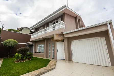 Casa com 3 Quartos à venda, 284m² no Tingui, Curitiba