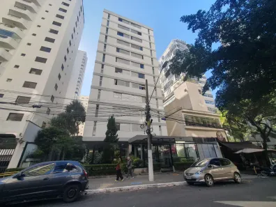 Apartamento com 3 Quartos para alugar, 130m² no Consolação, São Paulo