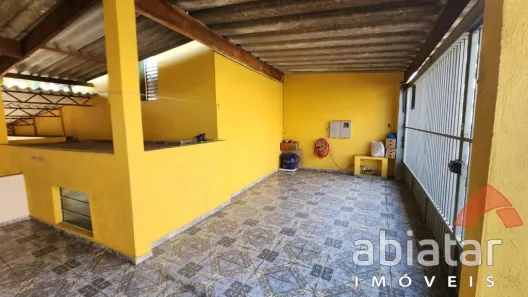 Sobrado com 3 Quartos à venda, 211m² no Jardim Maria Rosa, Taboão da Serra