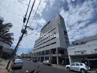 Sala Comercial para alugar, 17m² no Osvaldo Rezende, Uberlândia
