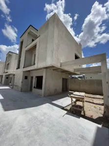Sobrado com 3 Quartos à venda, 134m² no Hauer, Curitiba