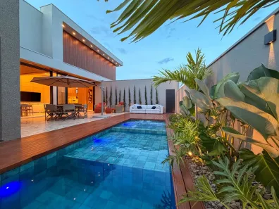 Casa de Condomínio com 4 Quartos à venda, 270m² no Jardim Botânico, Uberlândia
