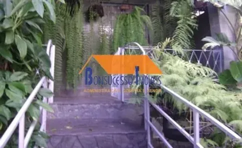 Casa com 5 Quartos à venda, 350m² no Nova Floresta, Belo Horizonte