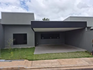 Casa de Condomínio com 3 Quartos à venda, 121m² no Caiçara, Campo Grande