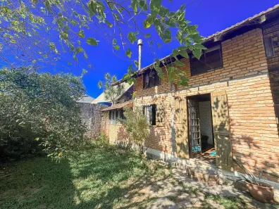 Casa com 2 Quartos à venda, 91m² no Rio Tavares, Florianópolis