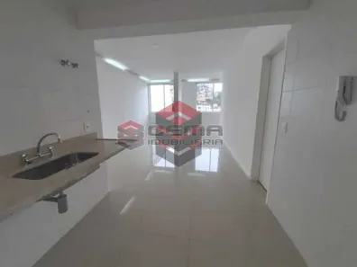 Apartamento com 2 Quartos à venda, 70m² no Catete, Rio de Janeiro