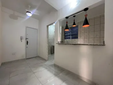 Apartamento com 2 Quartos para alugar, 55m² no José Menino, Santos
