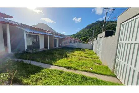Casa com 2 Quartos à venda, 65m² no São José do Imbassaí, Maricá
