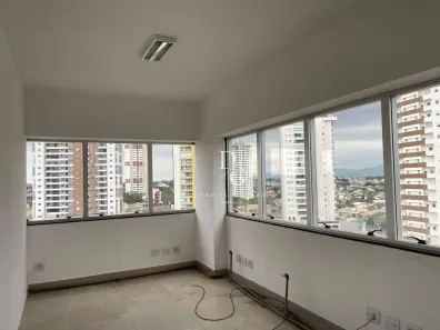 Sala Comercial para alugar, 100m² no Chácara Guizard, Taubaté