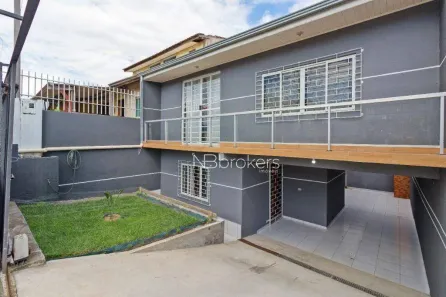 Sobrado com 5 Quartos à venda, 140m² no Pinheirinho, Curitiba