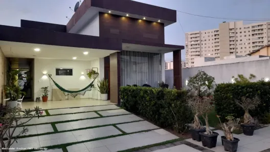 Casa de Condomínio com 4 Quartos à venda, 240m² no Antares, Maceió