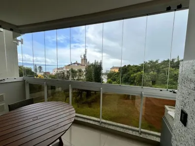 Apartamento com 3 Quartos à venda, 140m² no Jurerê, Florianópolis