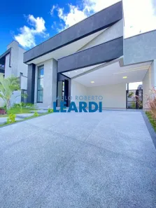 Casa de Condomínio com 3 Quartos à venda, 185m² no Jardim São Pedro, Mogi das Cruzes