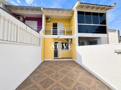 Casa com 2 Quartos para alugar, 80m² no Santa Fé, Gravataí