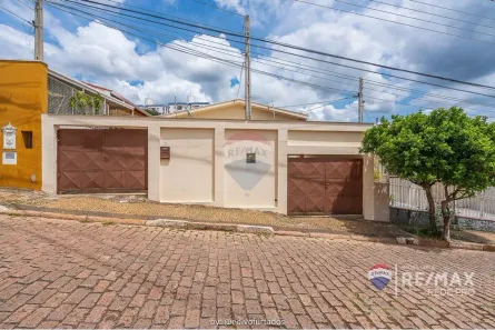 Casa com 3 Quartos à venda, 275m² no Vila Olivo, Valinhos