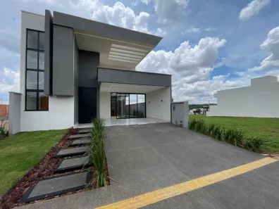 Casa de Condomínio com 3 Quartos à venda, 350m² no Jardins Parma, Senador Canedo