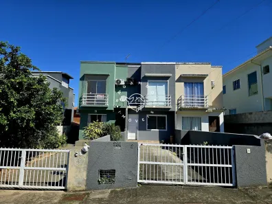 Sobrado com 2 Quartos à venda, 82m² no Ingleses do Rio Vermelho, Florianópolis