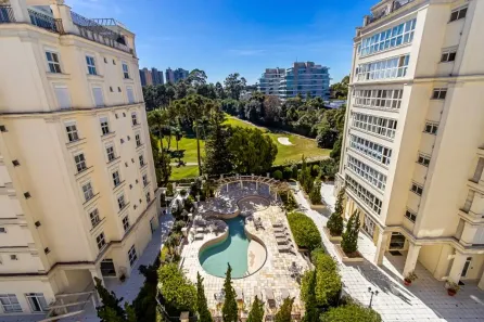 Apartamento com 4 Quartos para alugar, 297m² no Hugo Lange, Curitiba