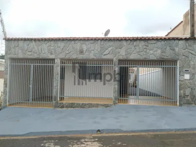 Casa com 3 Quartos à venda, 161m² no Jardim das Palmeiras, Franca