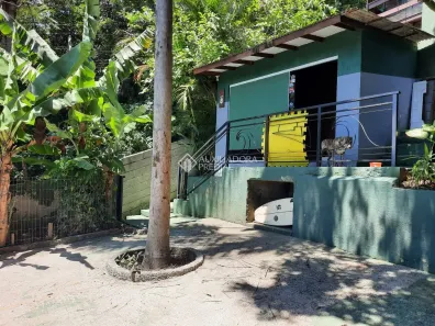 Imóvel Comercial à venda, 200m² no Pântano do Sul, Florianópolis