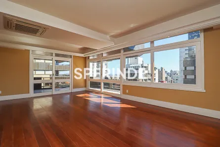 Apartamento com 3 Quartos para alugar, 226m² no Petrópolis, Porto Alegre