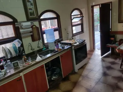Casa com 3 Quartos à venda, 250m² no Piratininga, Niterói