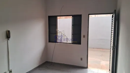 Flat com 1 Quarto para alugar, 22m² no Vila Nossa Senhora do Carmo, Araraquara