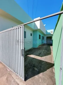 Casa com 2 Quartos para alugar, 60m² no Jardim Petrópolis, Goiânia