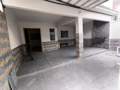 Casa de Condomínio com 2 Quartos para alugar, 120m² no Campo Grande, Rio de Janeiro
