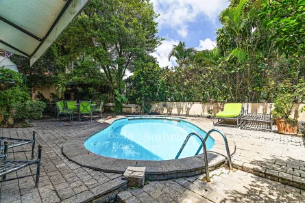 Casa com 5 Quartos à venda, 446m² no Jardim Guedala, São Paulo