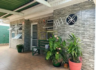 Casa com 2 Quartos à venda, 99m² no Alto Tarumã, Pinhais
