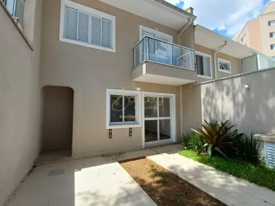 Casa com 3 Quartos à venda, 136m² no Jardim Umuarama, São Paulo