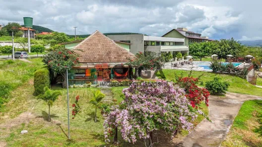 Fazenda/Sítio com 4 Quartos à venda, 249m² no Alpes Suiços, Gravatá
