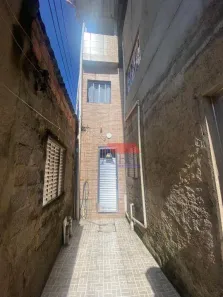 Sobrado com 2 Quartos à venda, 54m² no Vila São José, Cubatão