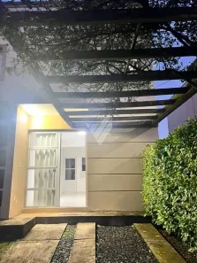 Casa de Condomínio com 2 Quartos para alugar, 59m² no Morada Gaúcha, Gravataí