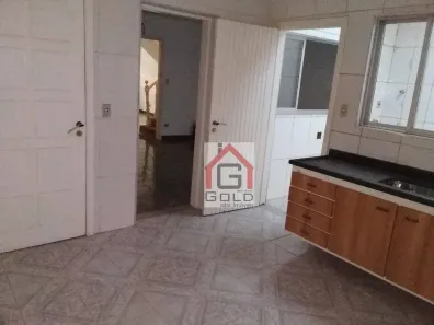 Sobrado com 4 Quartos à venda, 244m² no Parque das Nações, Santo André