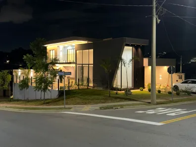 Casa de Condomínio com 4 Quartos à venda, 225m² no Jardins Bolonha, Senador Canedo