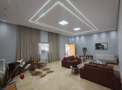 Casa com 4 Quartos à venda, 1000m² no Setor Residencial Leste, Brasília