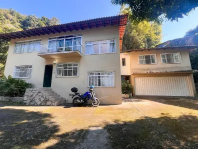 Sobrado com 7 Quartos à venda, 1212m² no Centro, São José