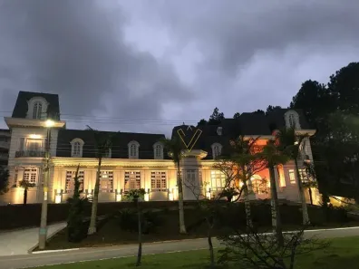 Casa de Condomínio com 5 Quartos para venda ou aluguel, 1718m² no Tamboré, Santana de Parnaíba