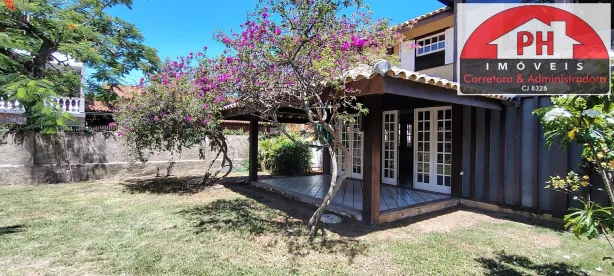 Casa com 3 Quartos para venda ou aluguel, 360m² no Centro, São Pedro da Aldeia