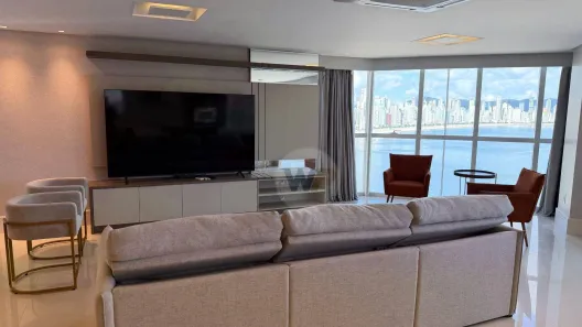 Apartamento com 4 Quartos para alugar, 237m² no Nova Esperança, Balneário Camboriú