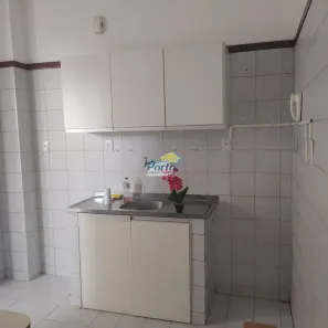 Apartamento com 3 Quartos para alugar, 118m² no Jóquei, Teresina