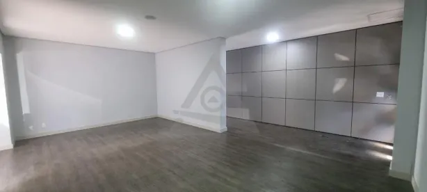 Imóvel Comercial com 5 Quartos para alugar, 246m² no Cambuí, Campinas