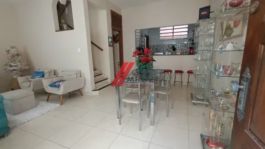 Casa com 4 Quartos à venda, 160m² no São João Batista (Venda Nova), Belo Horizonte