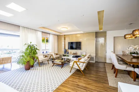 Apartamento com 3 Quartos à venda, 158m² no Água Verde, Curitiba