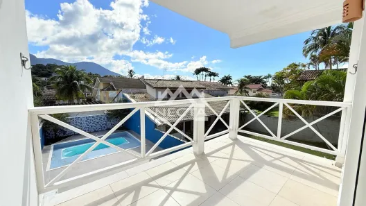 Sobrado com 3 Quartos à venda, 300m² no Praia do Arrastão, São Sebastião