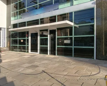 Ponto Comercial para alugar, 500m² no Menino Deus, Porto Alegre