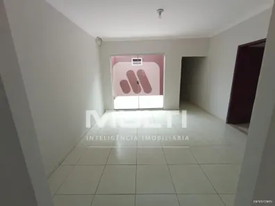 Casa com 3 Quartos à venda, 143m² no Brasil, Uberlândia